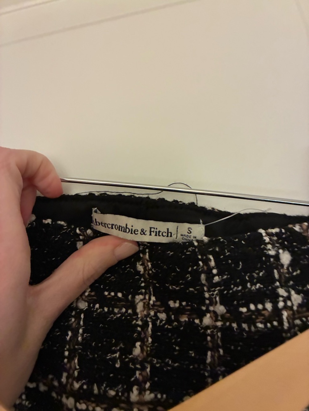 Abercrombie & Fitch Black and White Tweed Check Mini Skirt - Picture 3 of 4